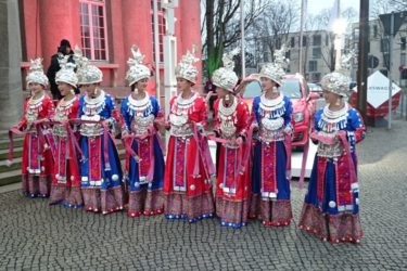 Chinese danseressen bij CeBIT 2015