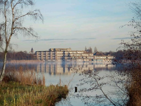 Gemeente Amstelveen legt lat voor continuïteit hoger