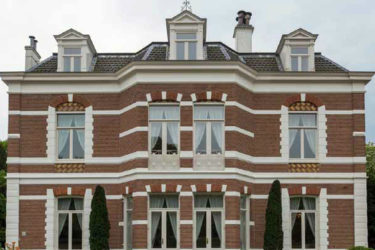 Pand Vijfhart IT Opleidingen Velp