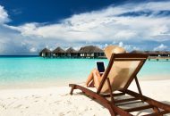 zon strand vrouw ligstoel tropen tropisch vakantie reizen