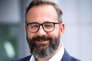 Senior Vice President en General Manager voor de regio Europa, Midden-Oosten en Afrika (EMEA) Red Hat