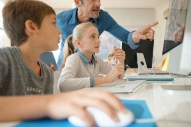 Kinderen computer les onderwijs