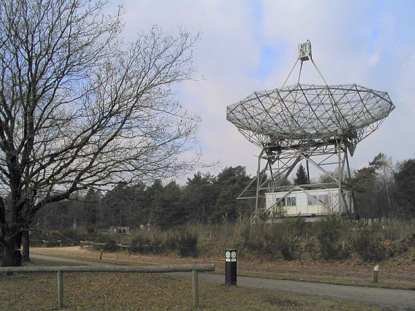 Radio telescoop Dwingeloo