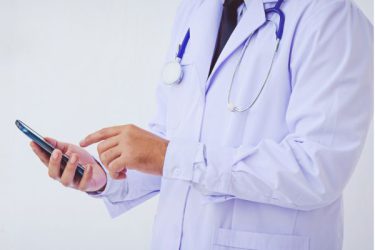 Dokter doctor arts mobiel mobile zorg health