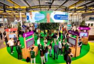 Hal congresgebouw Greater Amsterdam met bezoekers Salesforce Worldtour 2024