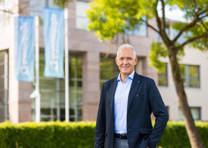 CEO Hank van der Put Achknowlegde