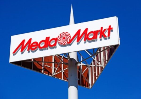 Bord van Mediamarkt