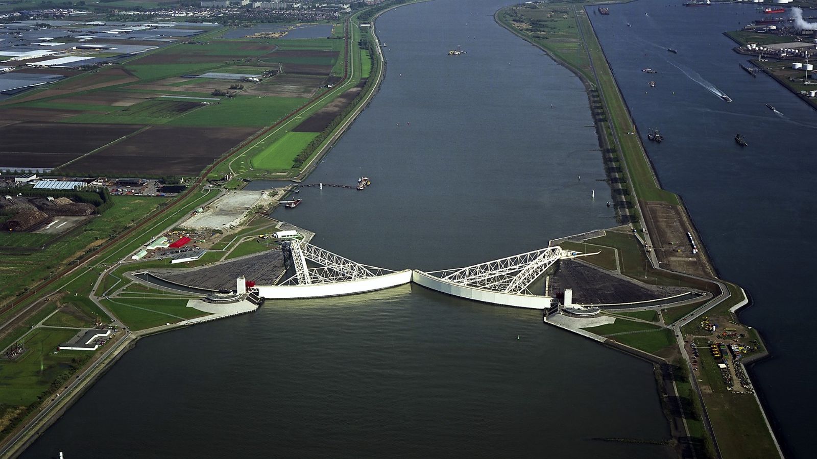 De Maeslantkering