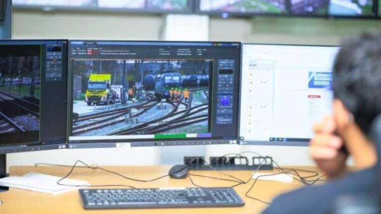 Prorail Track Sensor Kort: ProRail beveiligt spoor zee met Genetec, Databricks wil in ...