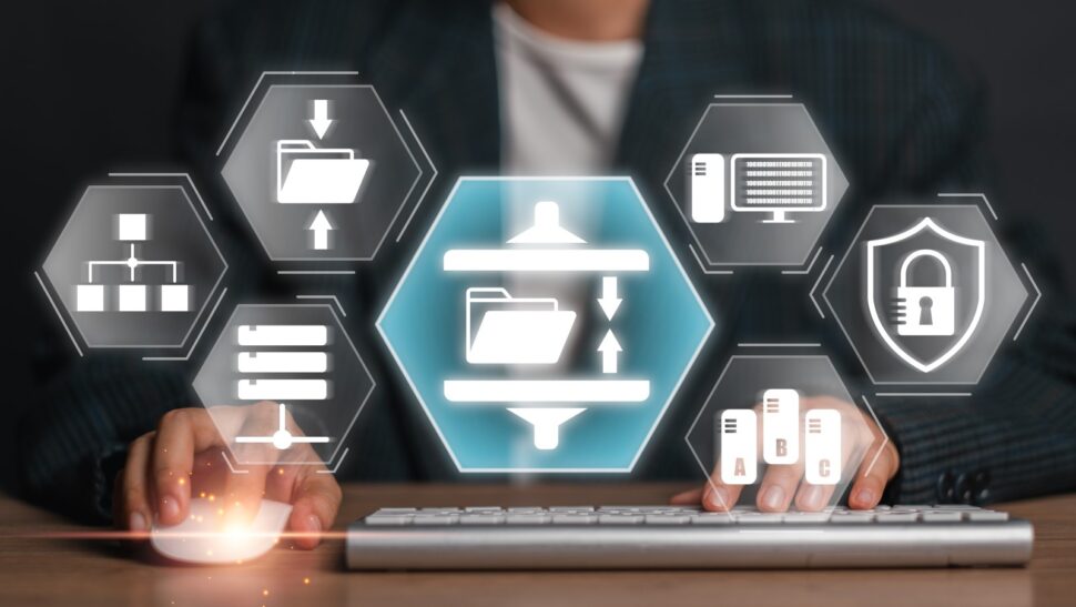 shutterstock_2527263267 Mongta Studio