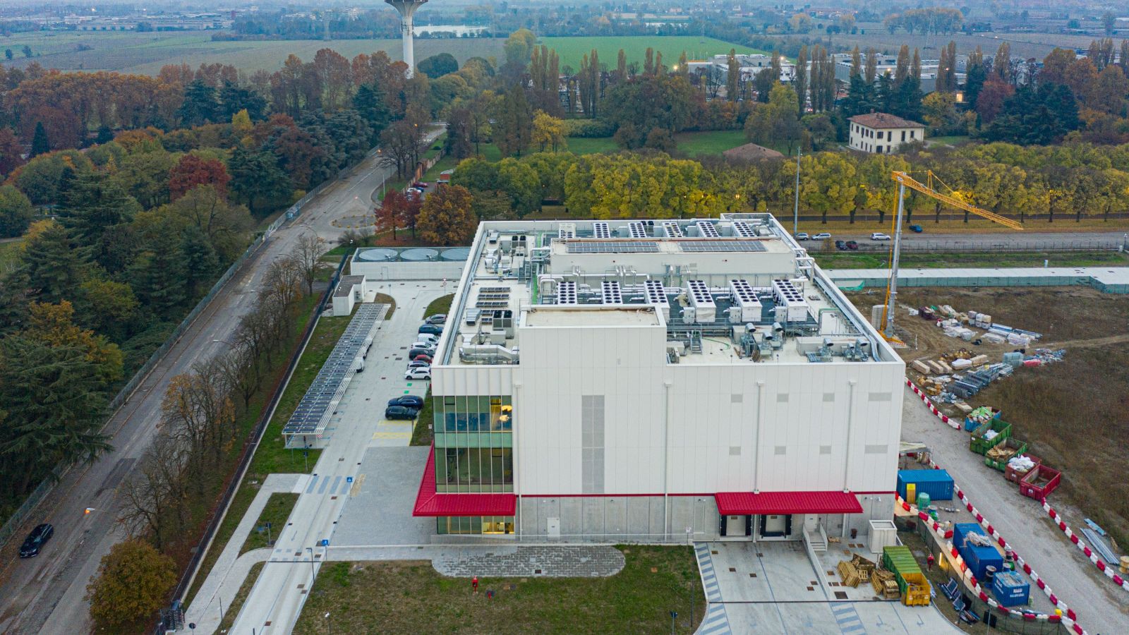 Image for the article: Kort: Italiaanse restwarmte Equinix, SLTN volledig in handen van Eugène Tuijnman (en meer)